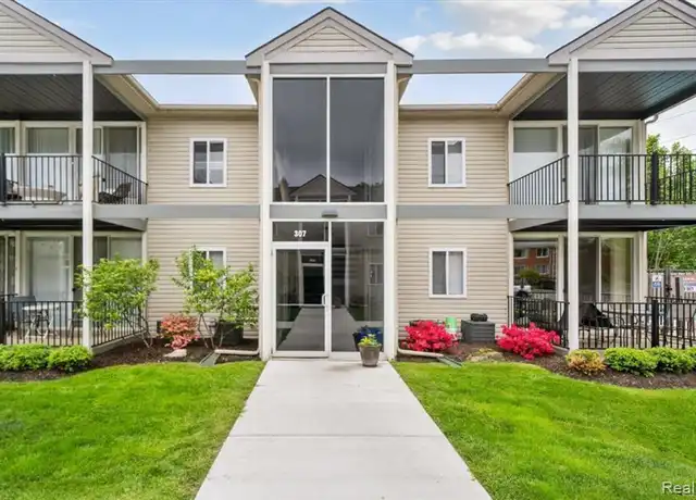 Property at 307 N Eton St, Birmingham, MI, 48009, 1 bed, 1 bath, [object Object]
