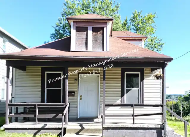 Property at 6 W Sharp St, New Castle, PA, 16102, 2 beds, 1 bath, [object Object]