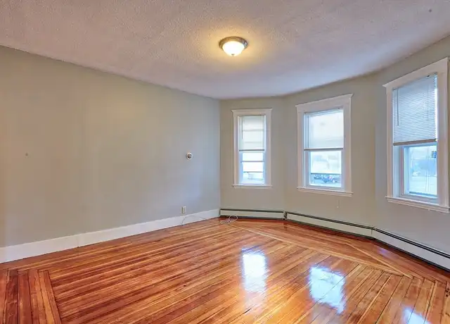 Property at 11 Harnden Rd Unit 2, Malden, MA, 02148, 3 beds, 1 bath, [object Object]