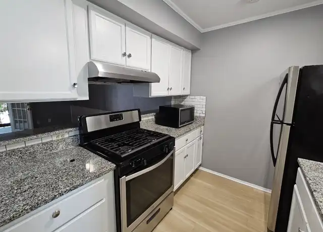 Property at 2708 Windswept Cv Unit 201, Austin, TX, 78745, 2 beds, 1 bath, [object Object]