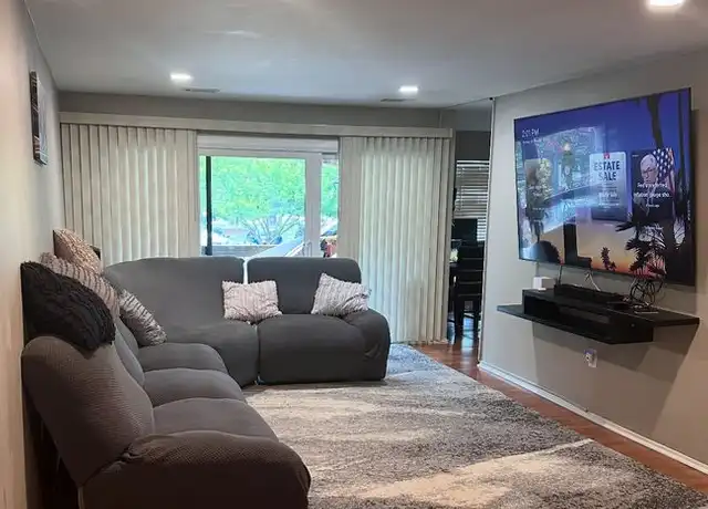 Property at 423 Christopher Ave #21, Gaithersburg, MD, 20879, 2 beds, 2 baths, [object Object]