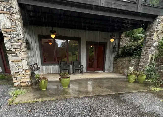 Property at 396 Cunningham Rd, Travelers Rest, SC, 29690, 2 beds, 1 bath, [object Object]
