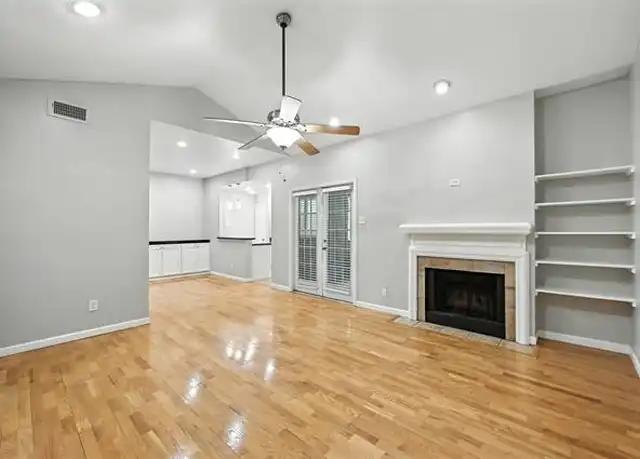 Property at 8601 Park Ln #224, Dallas, TX, 75231, 2 beds, 1 bath, [object Object]