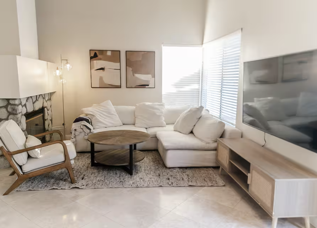 Photo of 35 Woodswallow Ln, Aliso Viejo, CA 92656