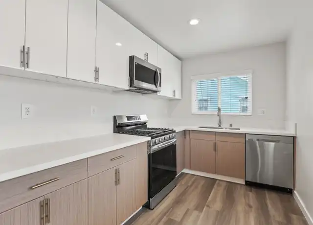 Property at 1358 W 36th St Unit 06, Los Angeles, CA, 90007, 1 bed, 1 bath, [object Object]