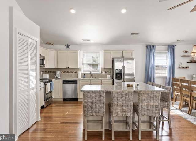 Photo of 1527 Bay Ave Unit B, Ocean City, NJ 08226