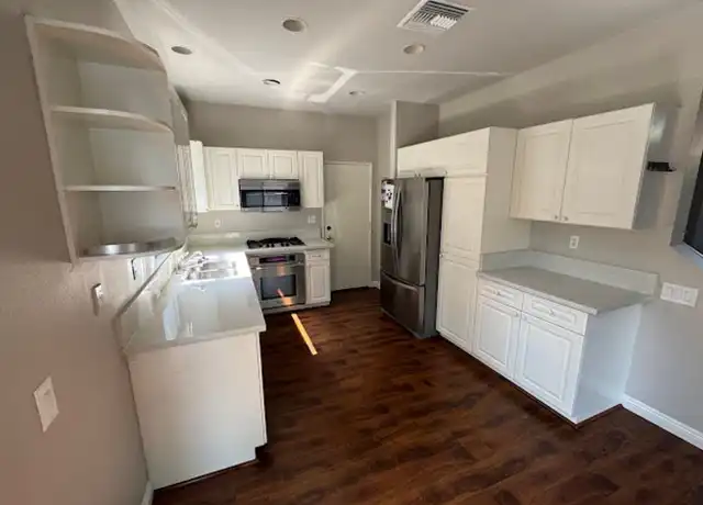 Property at 190 Calle de los Ninos, Rancho Santa Margarita, CA, 92688, 3 beds, 2.5 baths, [object Object]