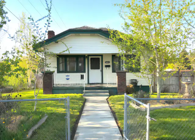 Property at 2028 W Buckeye Ave, Spokane, WA, 99205, 2 beds, 1 bath, [object Object]