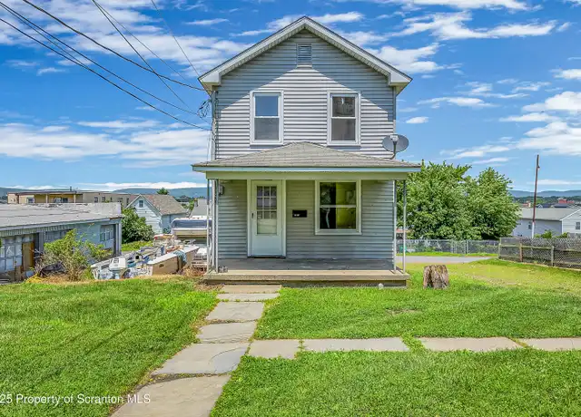 Property at 400 Scott St Unit Rear, Wilkes-Barre, PA, 18702, 2 beds, 1 bath, [object Object]