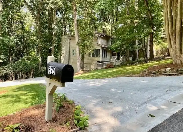 Property at 625 Clear Lake Ter, Roswell, GA, 30076, 4 beds, 3.5 baths, [object Object]