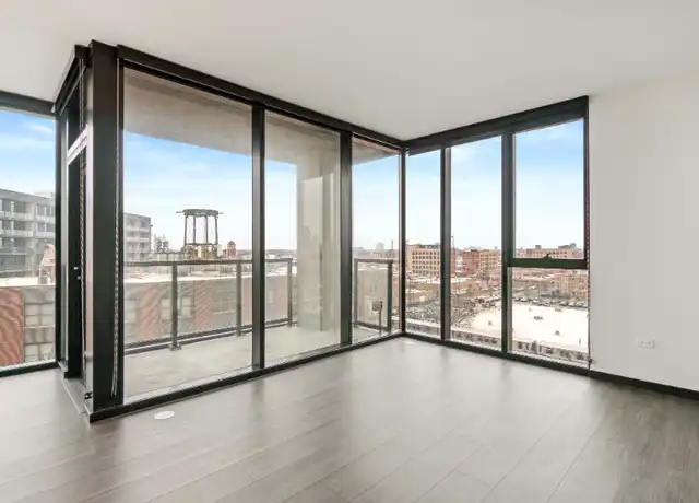 Property at 1354 W Randolph St, Chicago, IL, 60607, 3 beds, 3 baths, [object Object]