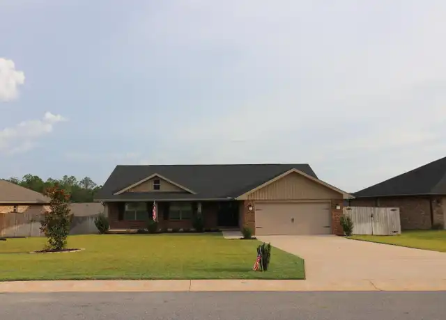 Property at 2103 Queen St, Crestview, FL, 32536, 4 beds, 2 baths, [object Object]