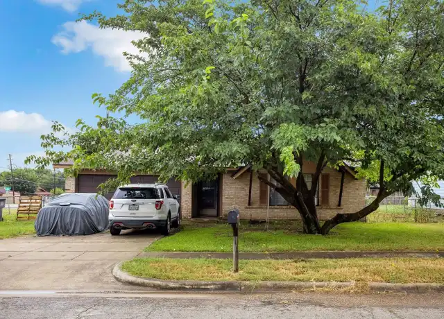 Property at 2654 Arlington Ln, Lancaster, TX, 75134, 4 beds, 2 baths, [object Object]