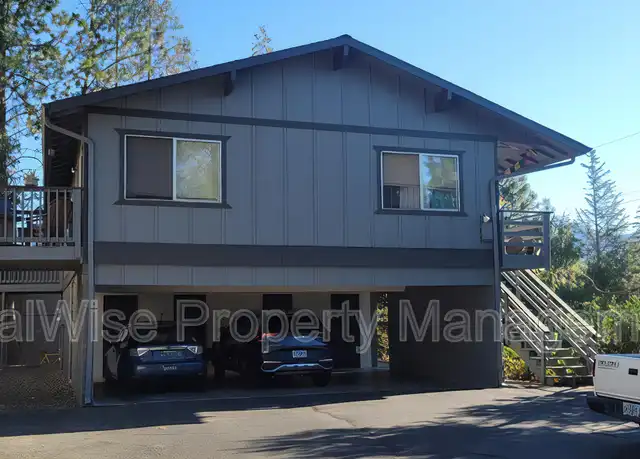 Property at 400 NW Elm St Unit B, Grants Pass, OR, 97526, 2 beds, 1 bath, [object Object]