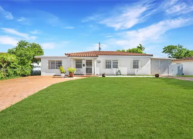 Property at 7435 SW 34th St, Miami, FL, 33155, 3 beds, 2 baths, [object Object]