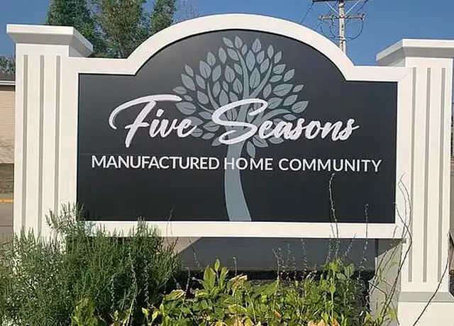 Property at Five Seasons - 3421 Blairs Ferry Rd NE, Cedar Rapids, IA, 52402, 2-3 beds, 2 baths, [object Object]
