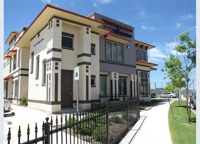 Property at 923 College Ave Unit 205, Fort Worth, TX, 76104, 1 bed, 1 bath, [object Object]