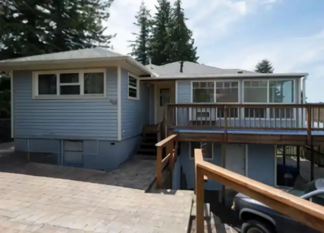 Property at 167 SE Douglas St Unit 2, Toledo, OR, 97391, 1 bed, 1 bath, [object Object]