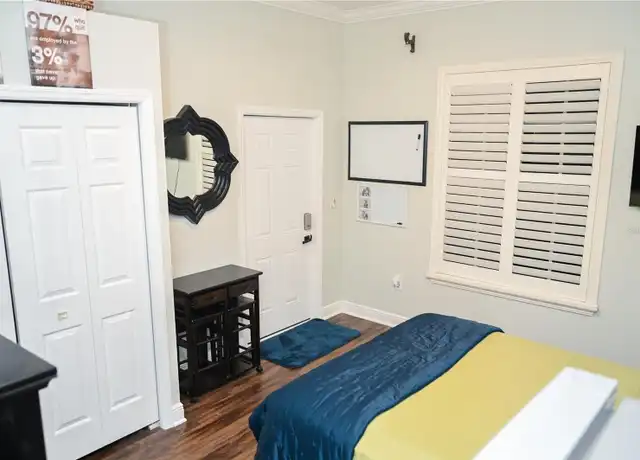 Property at 604 Morrill Ct, Valrico, FL, 33594, 1 bed, 1 bath, [object Object]
