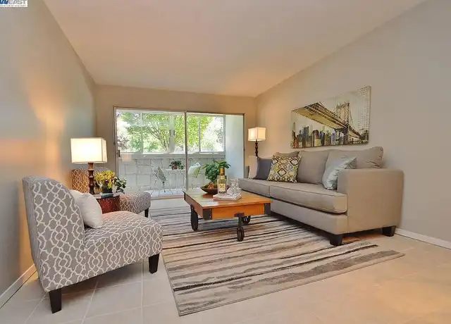 Property at 325 Kitty Hawk Rd, Alameda, CA, 94501, 2 beds, 1.5 baths, [object Object]