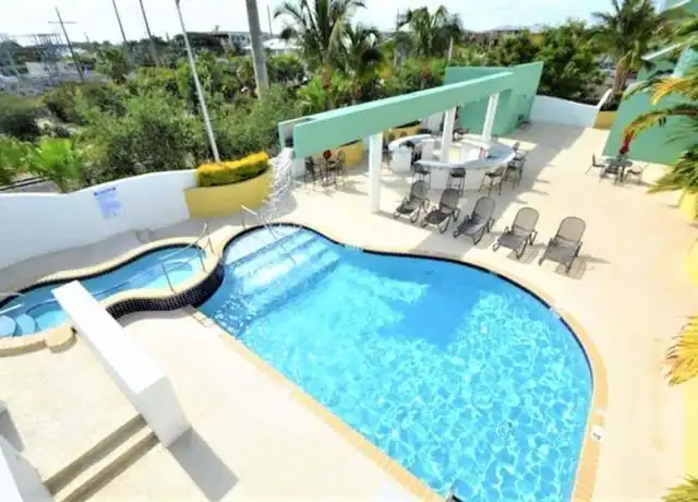 Property at 185 NE 4th Ave, Delray Beach, FL, 33483, 3 beds, 2 baths, [object Object]