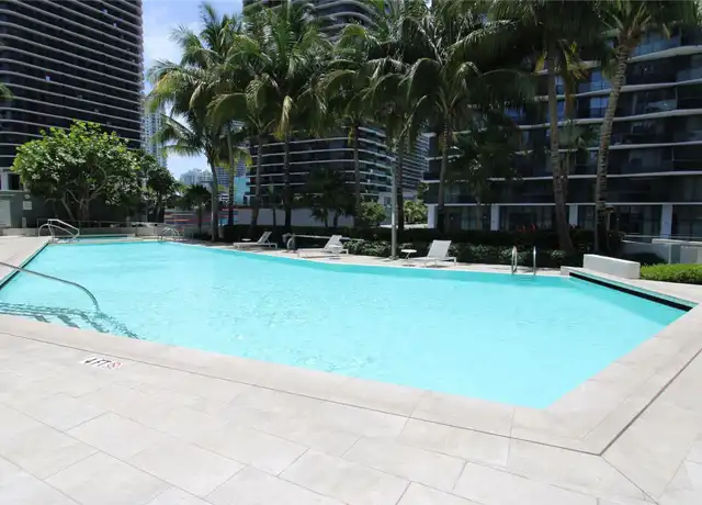 Property at 88 SW 7th St #4008, Miami, FL, 33130, 1 bed, 1.5 baths, [object Object]