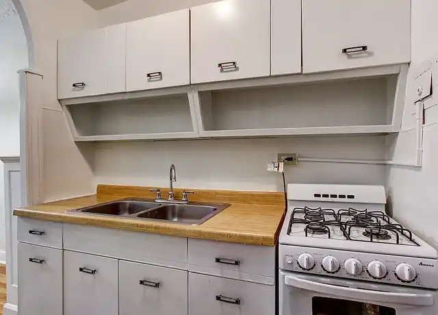 Property at AIY Edgewater & More - 11843 Edgewater Dr, Lakewood, OH, 44107, 1 bed, 1 bath, [object Object]