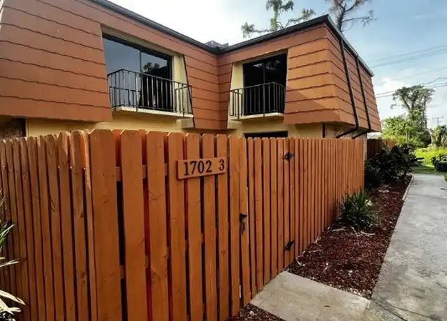 Property at 1702 Park Meadows Dr #3, Fort Myers, FL, 33907, 2 beds, 2 baths, [object Object]