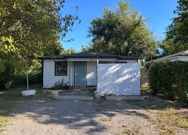 Property at 1915 NW Baldwin Ave, Lawton, OK, 73507, 3 beds, 2 baths, [object Object]