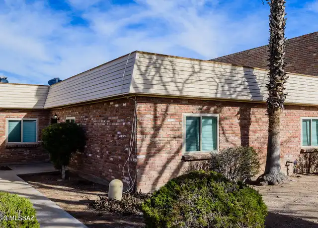 Property at 1043 N Bedford Dr, Tucson, AZ, 85710, 3 beds, 2 baths, [object Object]