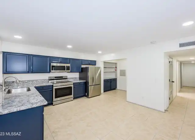 Property at 1043 N Bedford Dr, Tucson, AZ, 85710, 3 beds, 2 baths, [object Object]