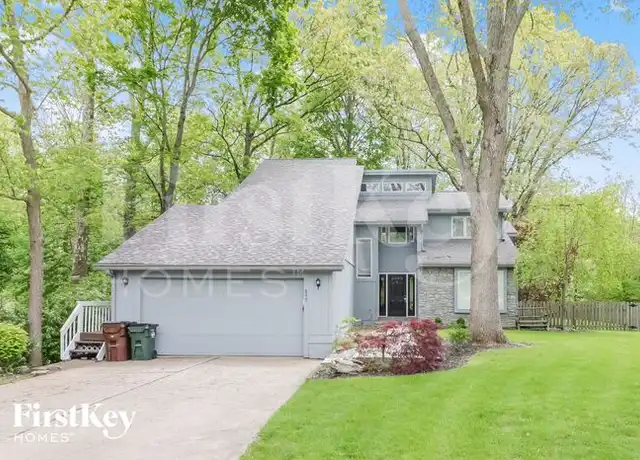 Property at 800 Farview Ave, Lebanon, OH, 45036, 3 beds, 2.5 baths, [object Object]
