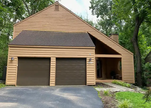 Property at 11605 Brandon Hill Way, Reston, VA, 20194, 2 beds, 2.5 baths, [object Object]