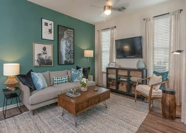Property at The Collins - 1612 Versailles Business Pkwy, Covington, LA, 70433, 1-3 bed, 1-2 bath, [object Object]