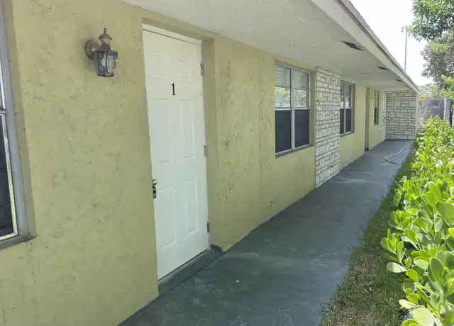 Property at 1611 Johnson St Unit 1, Lake Worth, FL, 33460, 2 beds, 1 bath, [object Object]