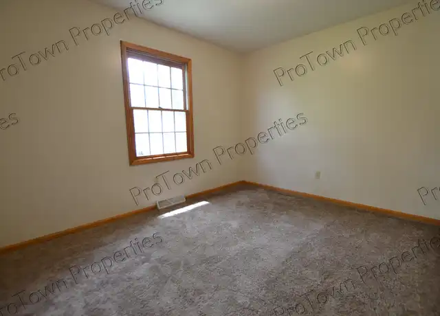 Property at 619 Hays St, Rockdale, IL, 60436, 3 beds, 1 bath, [object Object]