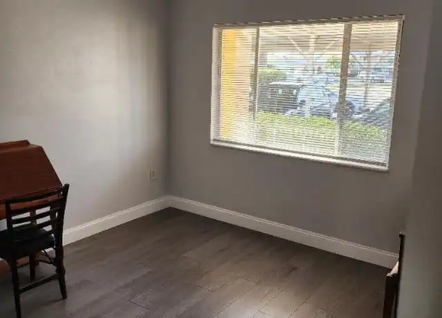 Property at 1932 SE 43rd St, Cape Coral, FL, 33904, 2 beds, 2 baths, [object Object]