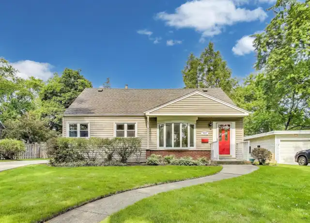 Property at 950 N Haddow Ave, Arlington Heights, IL, 60004, 3 beds, 2 baths, [object Object]