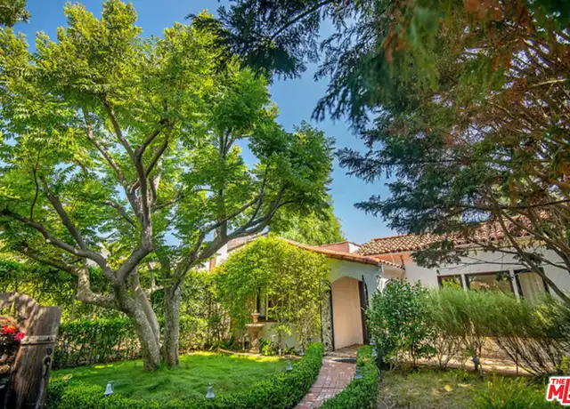 Property at 921 26th St, Santa Monica, CA, 90403, 2 beds, 2 baths, [object Object]