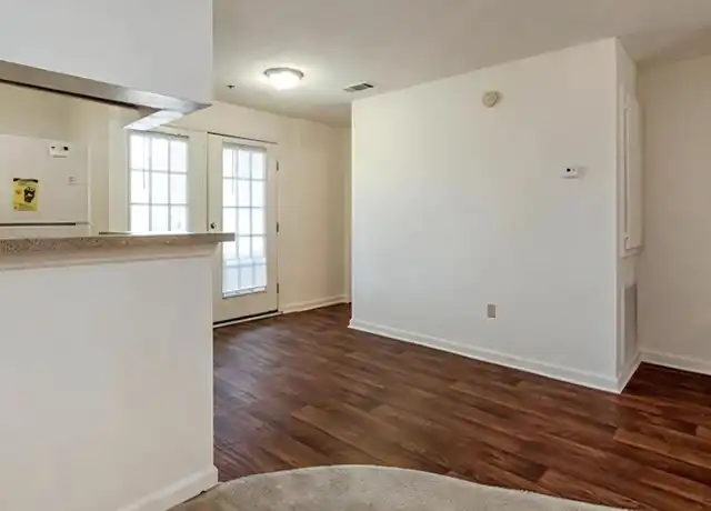 Property at 132 Wood Lake Dr, Athens, GA, 30606, 2 beds, 1 bath, [object Object]