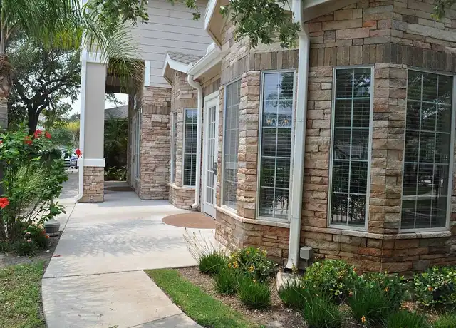 Property at Oaks at Bentwater - 1702 FM 3036, Rockport, TX, 78382, 1-3 bed, 1-2 bath, [object Object]