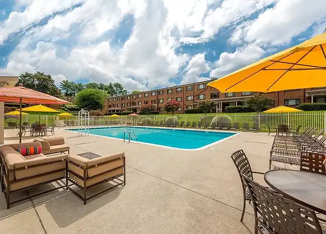 Property at Rollingwood Apartments - 2535 Ross Rd, Silver Spring, MD, 20910, 2 beds, 1 bath, [object Object]
