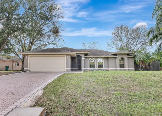 Property at 284 SW North Quick Cir, Port Saint Lucie, FL, 34953, 5 beds, 2 baths, [object Object]