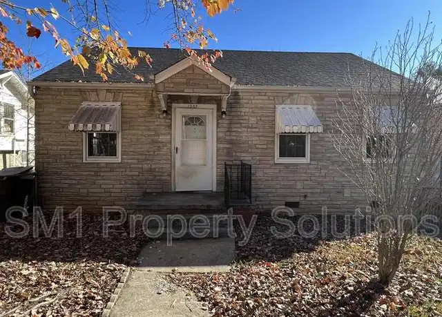 Property at 1203 Lexington Ave, Greensboro, NC, 27403, 4 beds, 1 bath, [object Object]
