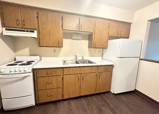 Property at 1321 Division St Unit 302, Hopkins, MN, 55343, 1 bed, 1 bath, [object Object]