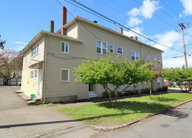 Property at 7630 SE Woodstock Blvd Unit 06, Portland, OR, 97206, 1 bed, 1 bath, [object Object]