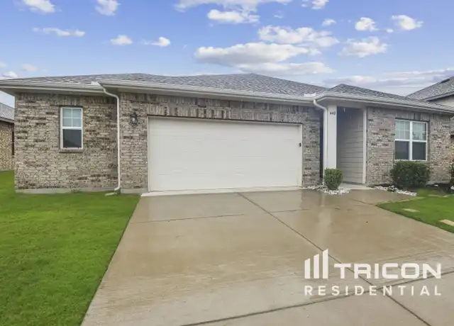 Property at 440 Dove Creek Ln, Glenn Heights, TX, 75154, 3 beds, 2 baths, [object Object]