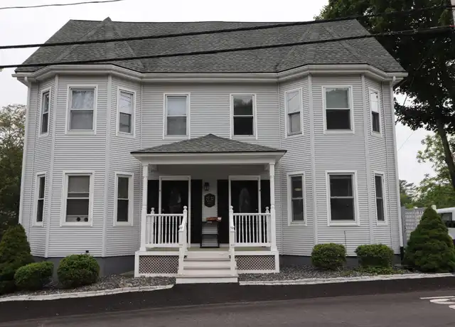 Property at 20 Whipple Rd, Kittery, ME, 03904, 1 bed, 1 bath, [object Object]