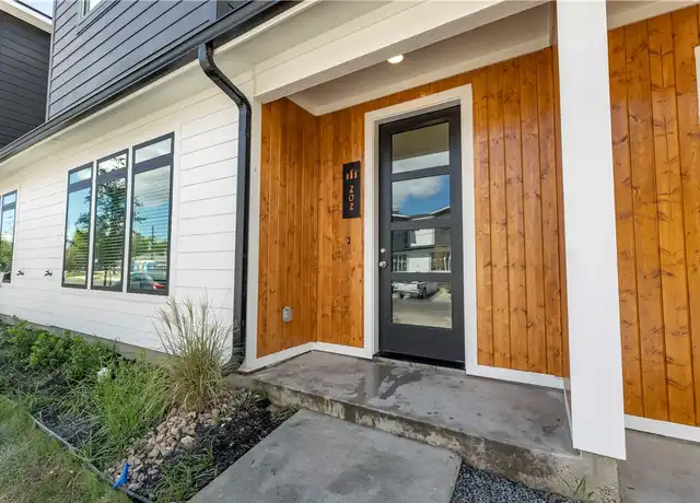 Property at 213 Lynn Dr Unit 202, Bryan, TX, 77801, 3 beds, 3.5 baths, [object Object]