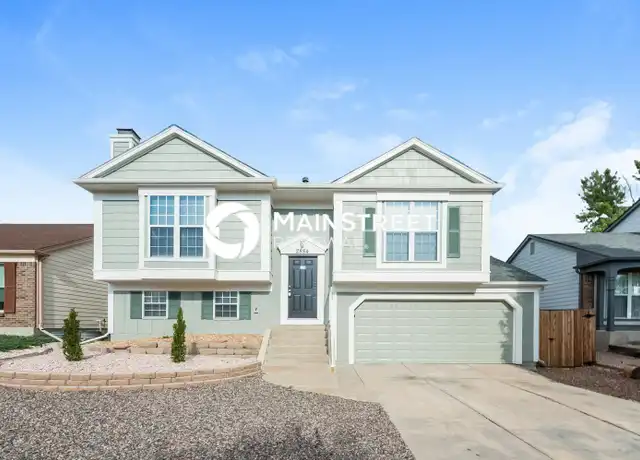 Property at 2884 S Genoa St, Aurora, CO, 80013, 3 beds, 2 baths, [object Object]